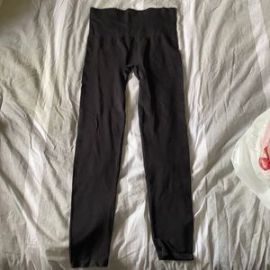 Tummy control leggings